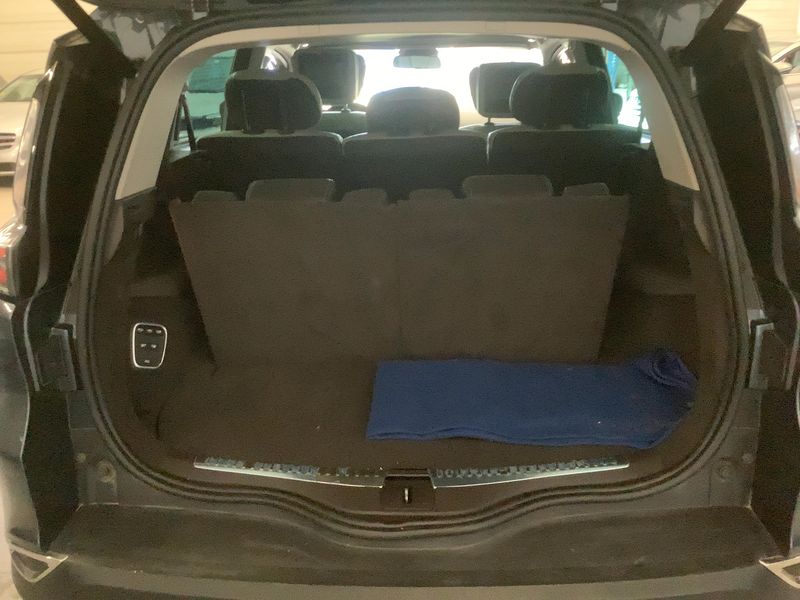 Renault Espace 1.6 dCi Energy Initiale Paris — zdjęcie 10
