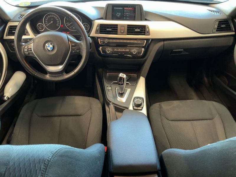 BMW 3er 320d xDrive Business Design — zdjęcie 12