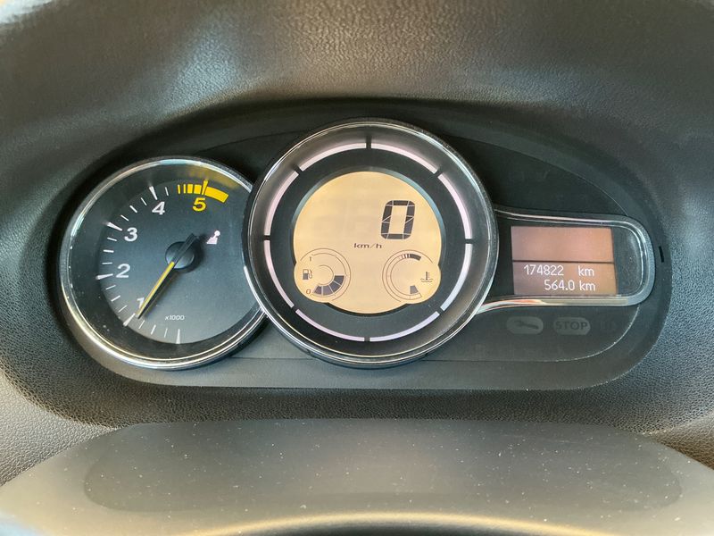 Renault Megane 1.5 dCi Dynamique — zdjęcie 13
