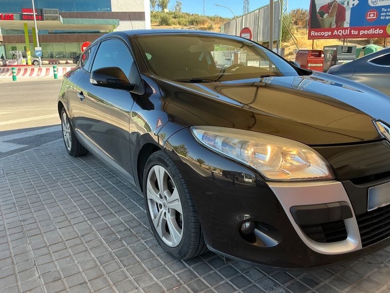 Renault Megane 1.5 dCi Dynamique — zdjęcie 8