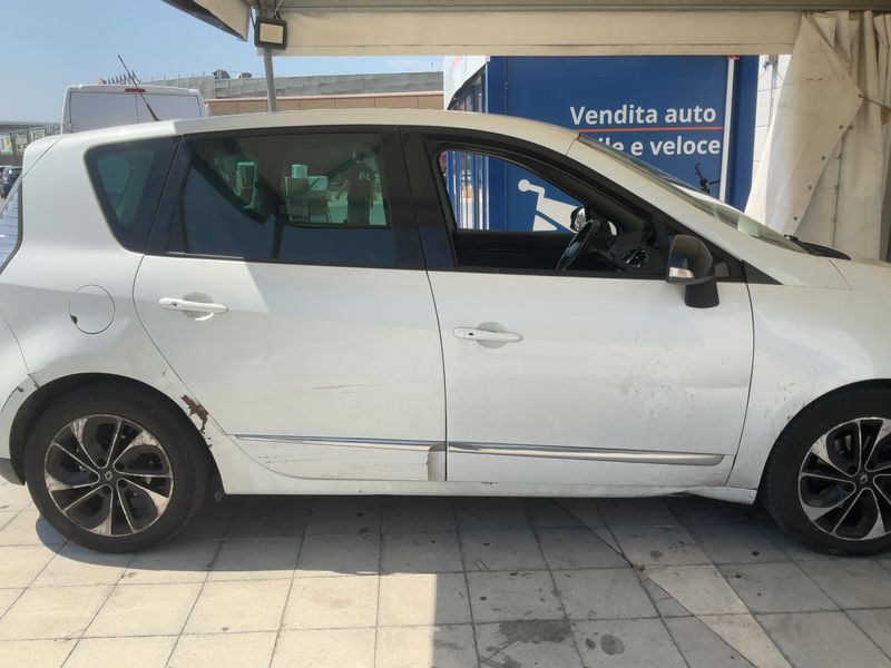 Renault Scenic 1.5 dCi BOSE Edition — zdjęcie 7