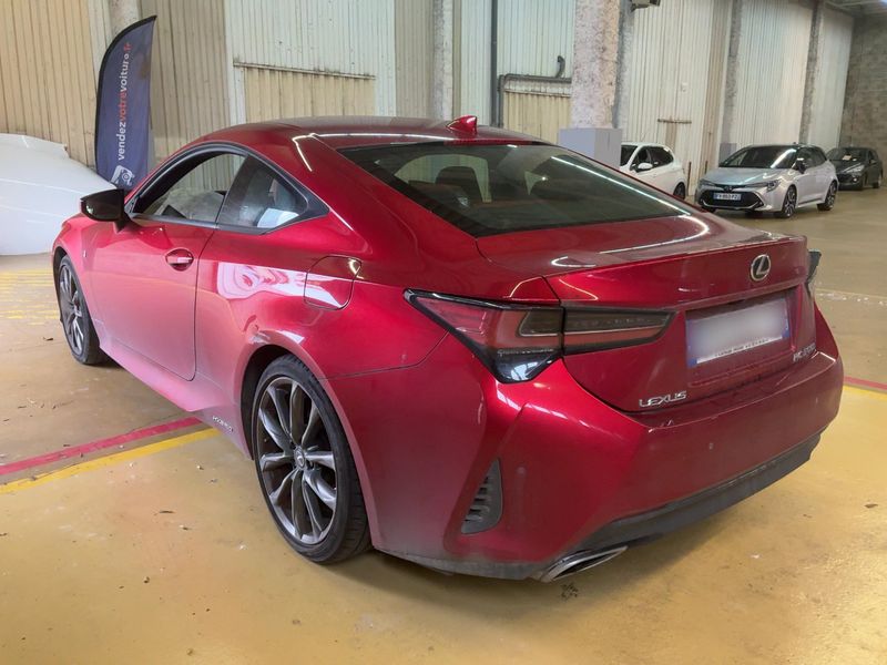 Lexus RC-Serie RC 300h F Sport — zdjęcie 3