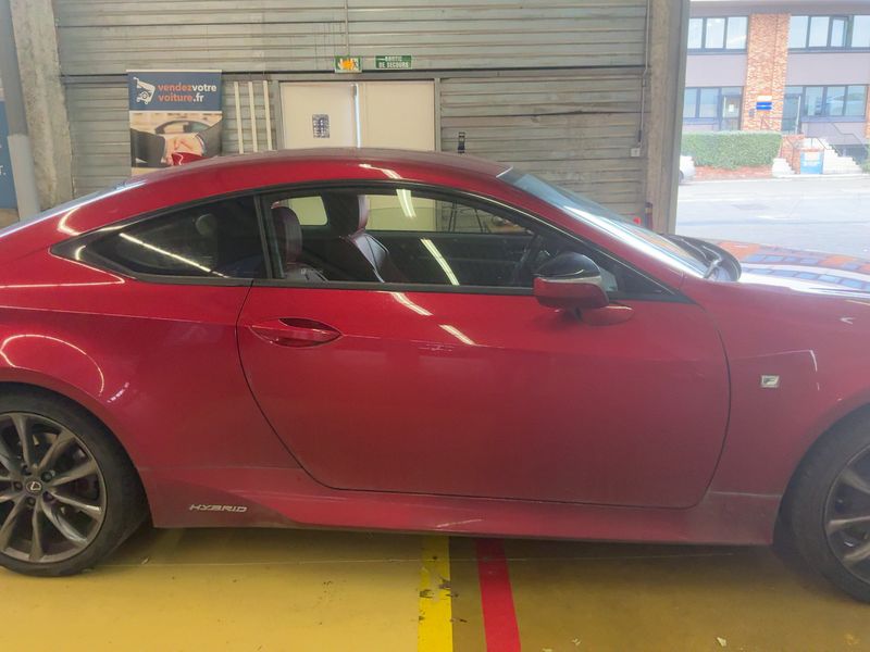 Lexus RC-Serie RC 300h F Sport — zdjęcie 7