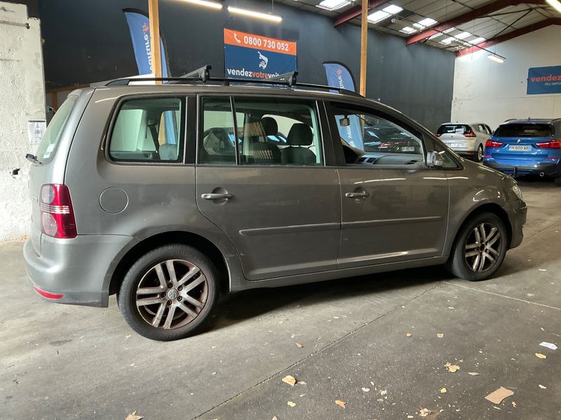 Volkswagen Touran 2.0 TDI Trendline — zdjęcie 2
