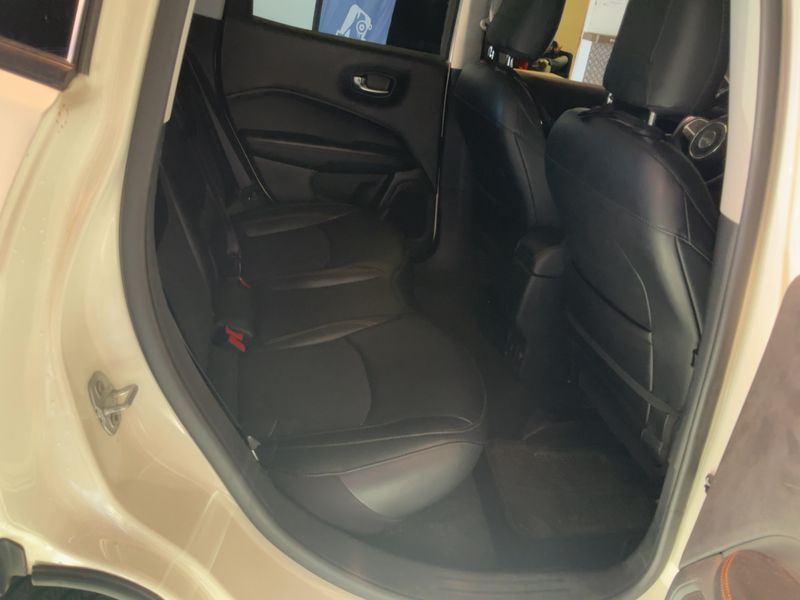 Jeep Compass 1.4 M-Air Limited FWD — zdjęcie 14