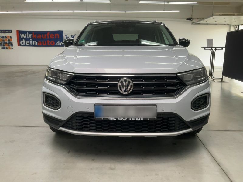 Volkswagen T-Roc 1.6 TDI IQ.DRIVE — zdjęcie 9