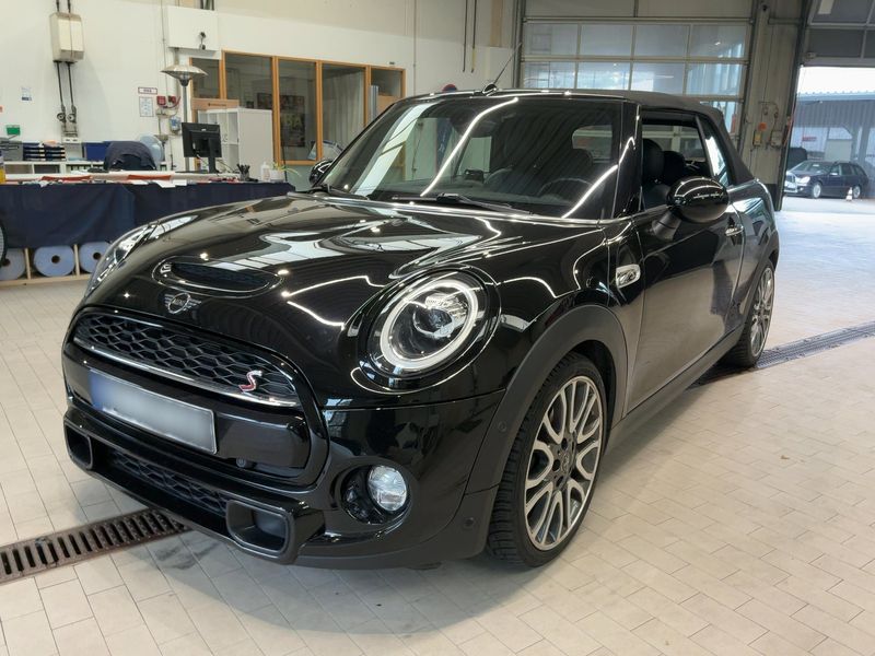 MINI Cabrio Cooper S — zdjęcie 1