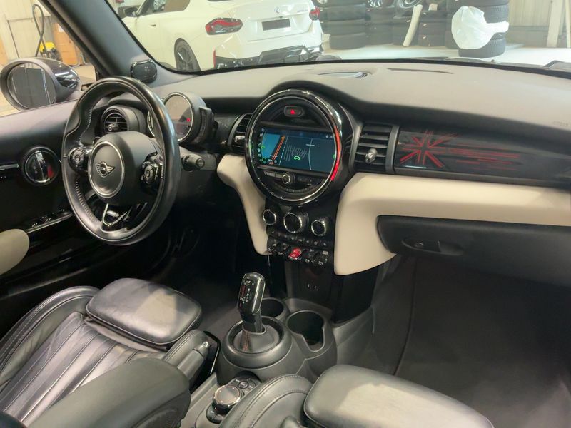 MINI Cabrio Cooper S — zdjęcie 12
