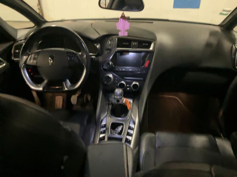 DS Automobiles DS5 2.0 Blue-HDi Executive — zdjęcie 12