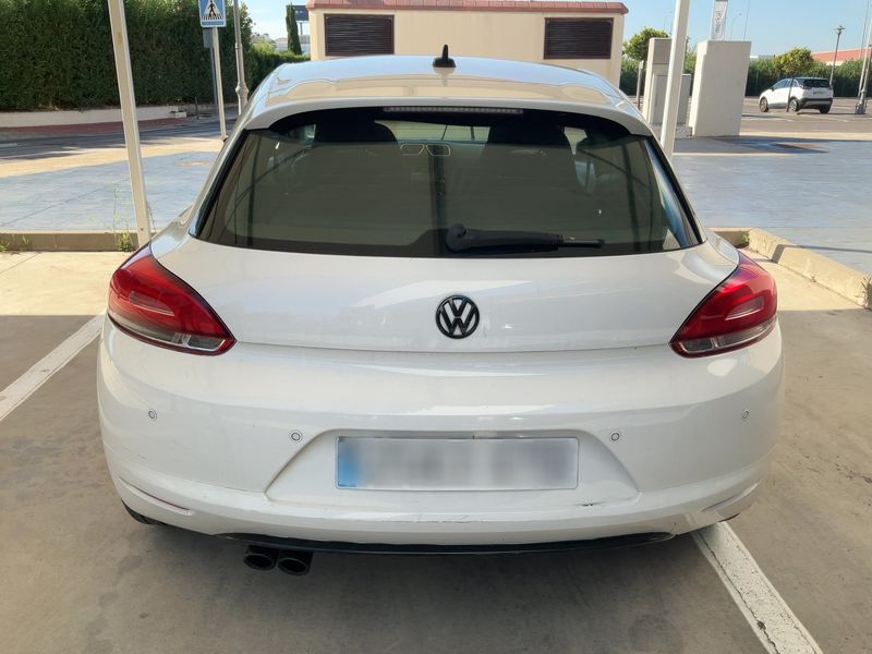 Volkswagen Scirocco 2.0 TDI — zdjęcie 5
