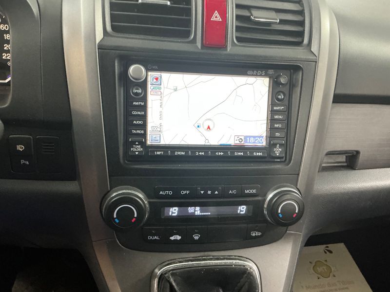 Honda CR-V 2.2 CTDI Executive — zdjęcie 27
