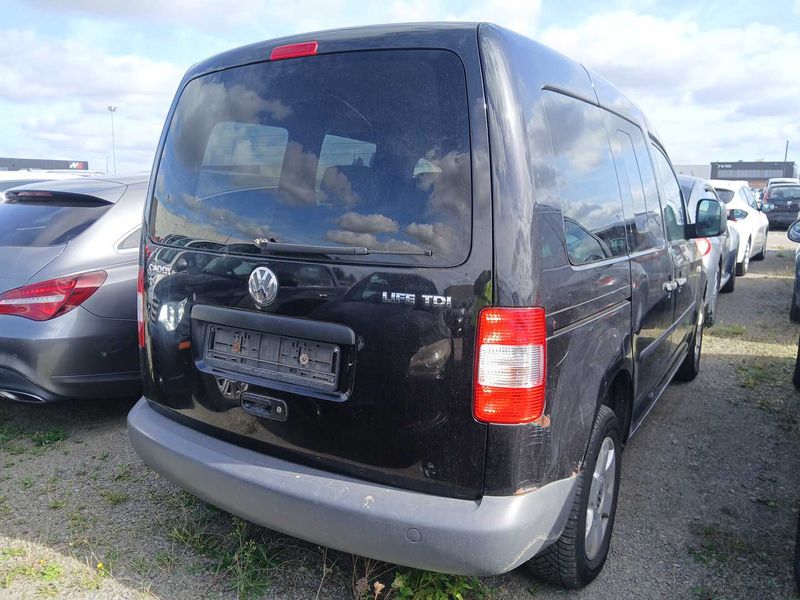 Volkswagen Caddy 1.9 TDI Life — zdjęcie 4