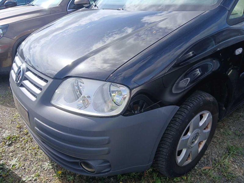 Volkswagen Caddy 1.9 TDI Life — zdjęcie 2