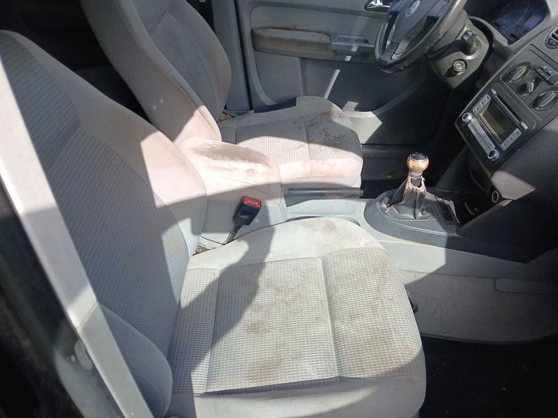 Volkswagen Caddy 1.9 TDI Life — zdjęcie 10
