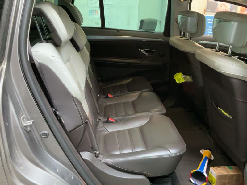 Renault Espace 1.6 dCi Energy Initiale Paris — zdjęcie 14