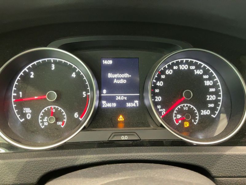 Volkswagen Golf VII 2.0 TDI Highline BlueMotion Tech — zdjęcie 13