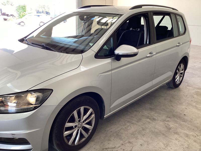 Volkswagen Touran 1.2 TSI Edition BlueMotion Tech — zdjęcie 2