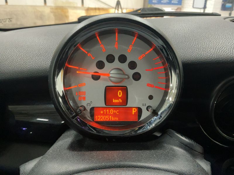 MINI Cabrio Cooper S — zdjęcie 13