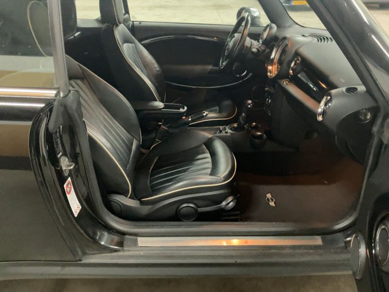 MINI Cabrio Cooper S — zdjęcie 11