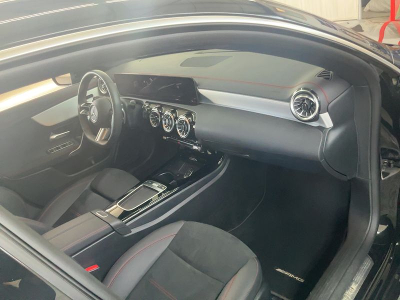 Mercedes-Benz CLA-Klasse CLA 200 Shooting Brake Mild-Hybrid AMG Line Edition — zdjęcie 12