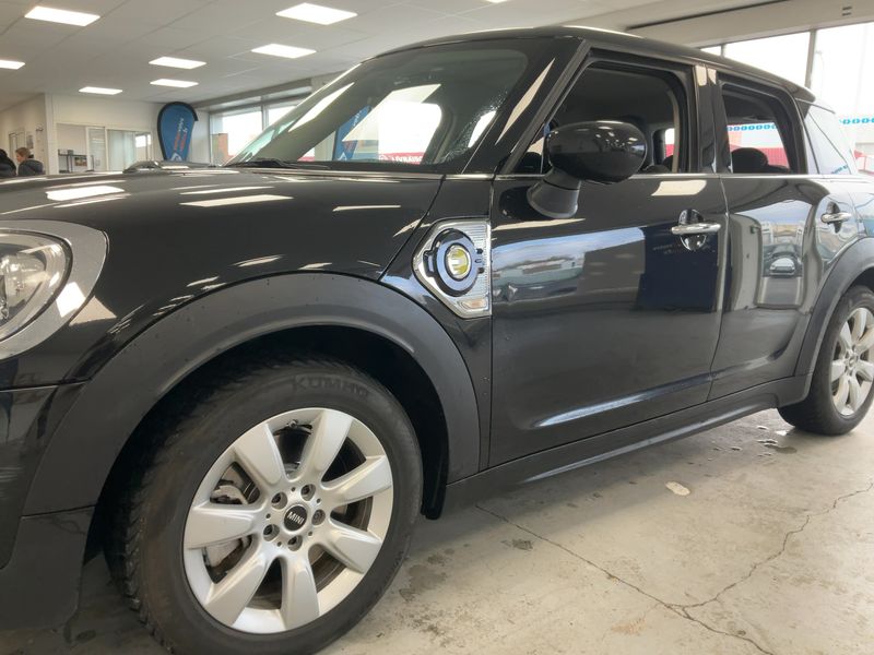 MINI Countryman Cooper S E Hybrid ALL4 — zdjęcie 2