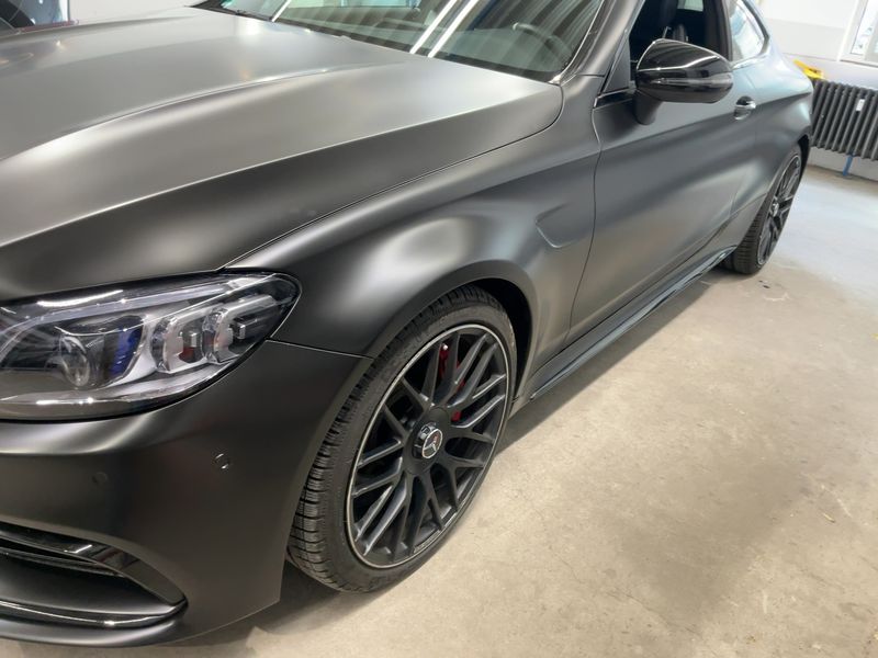 Mercedes-Benz C-Klasse C 63 AMG S — zdjęcie 2