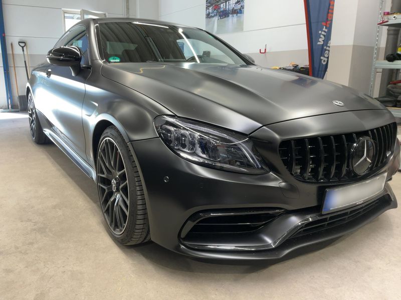 Mercedes-Benz C-Klasse C 63 AMG S — zdjęcie 8