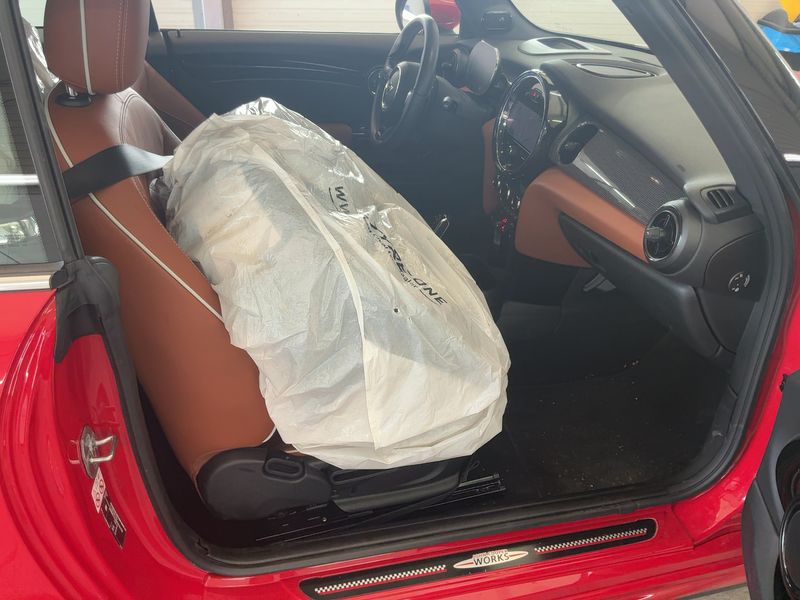 MINI Cabrio John Cooper Works — zdjęcie 11
