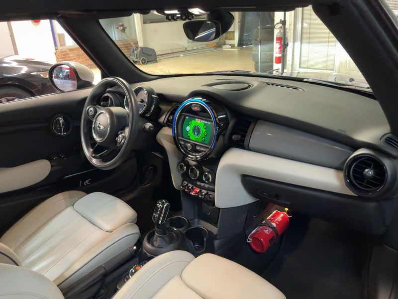 MINI Cabrio Cooper — zdjęcie 12
