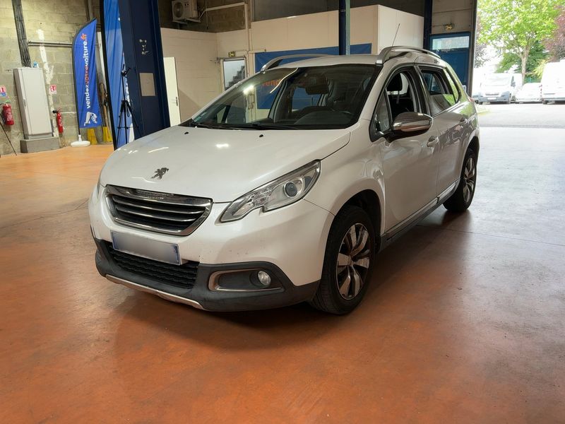 Peugeot 2008 1.2 PureTech Allure