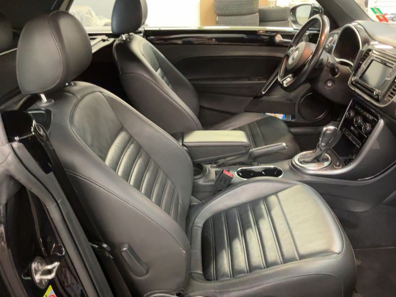 Volkswagen Beetle 2.0 TSI R-Line BlueMotion Tech — zdjęcie 11