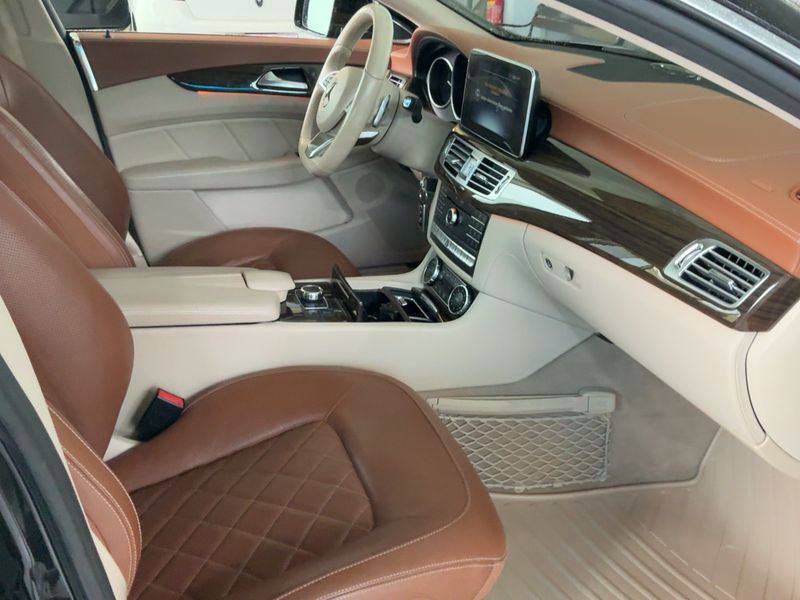 Mercedes-Benz CLS-Klasse CLS 350 d Shooting Brake 4Matic BlueTEC — zdjęcie 11