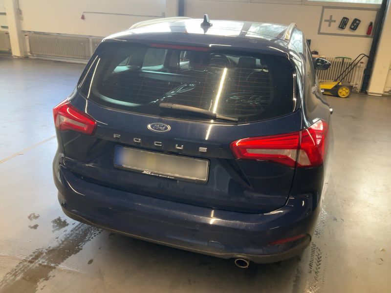 Ford Focus 1.5 TDCi EcoBlue Cool&Connect — zdjęcie 5
