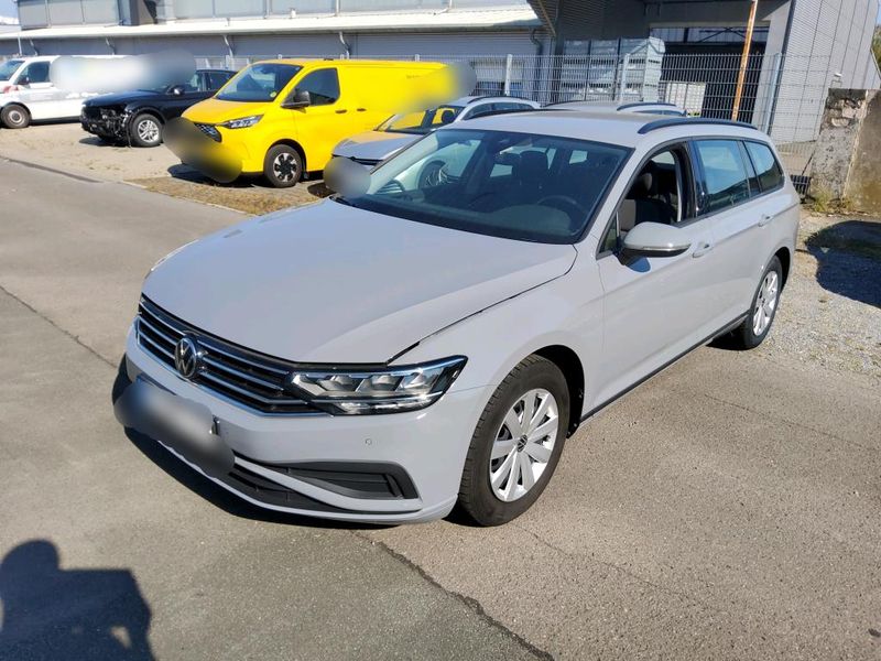 Volkswagen Passat 1.5 TSI ACT Conceptline