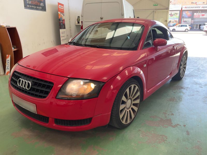 Audi TT 1.8 Turbo Coupe — zdjęcie 1