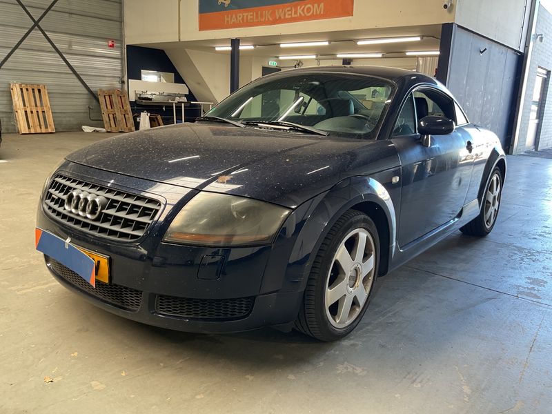 Audi TT 1.8 Turbo Coupe — zdjęcie 1