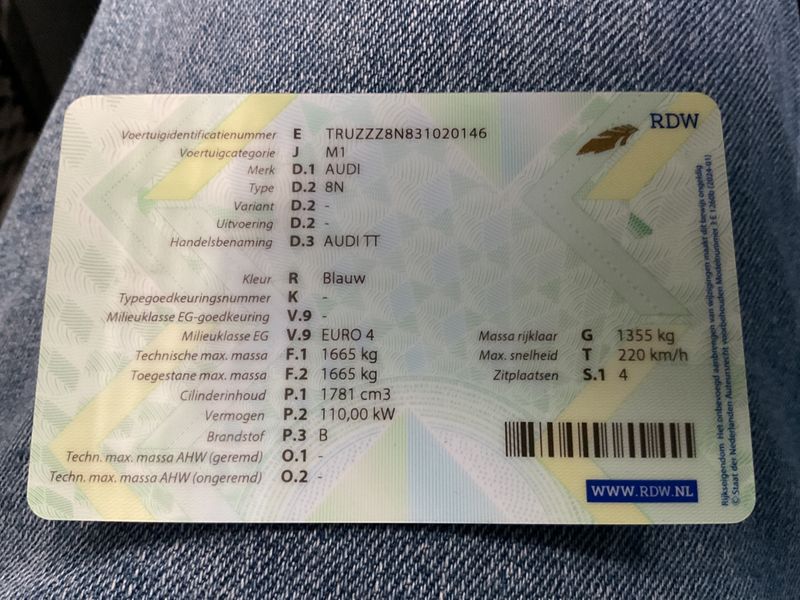 Audi TT 1.8 Turbo Coupe — zdjęcie 5