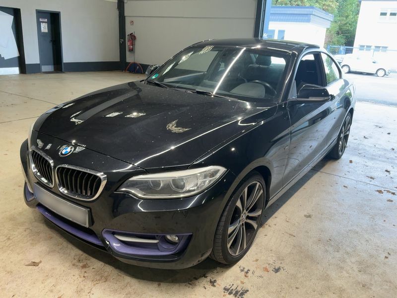 BMW 2er 220d — zdjęcie 1
