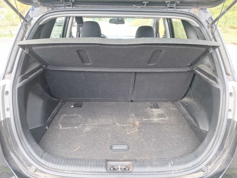 Hyundai ix20 1.6 CRDi Premium — zdjęcie 9
