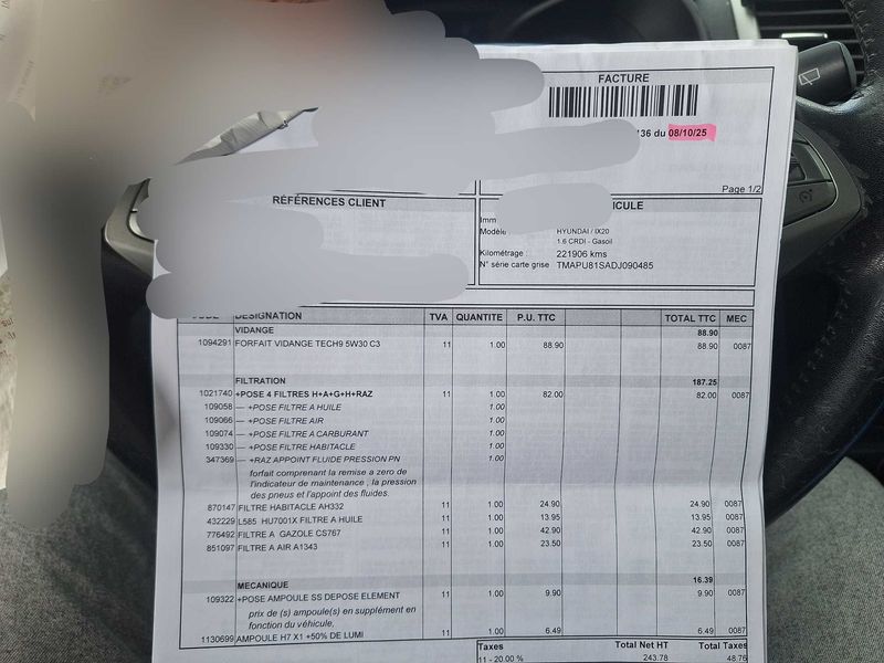 Hyundai ix20 1.6 CRDi Premium — zdjęcie 21