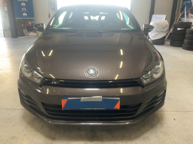 Volkswagen Scirocco 2.0 TSI BlueMotion Tech — zdjęcie 9