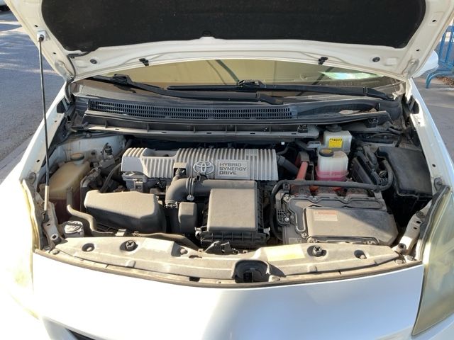 Toyota Prius 1.8 Plug-in Hybrid Advance — zdjęcie 29