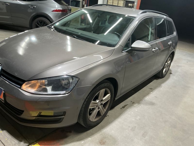 Volkswagen Golf VII 2.0 TDI Comfortline BlueMotion Tech