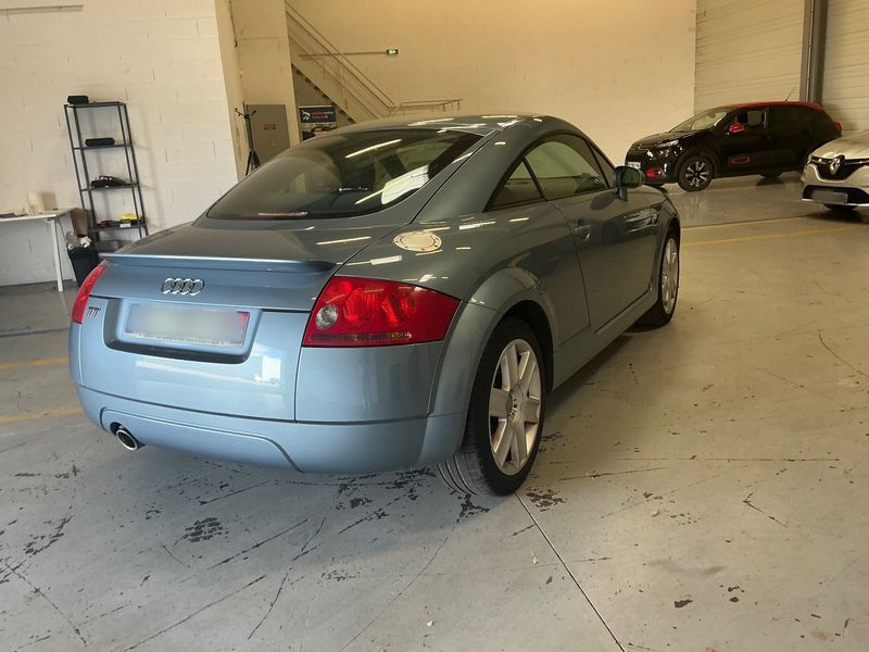 Audi TT 1.8 Turbo Coupe — zdjęcie 6