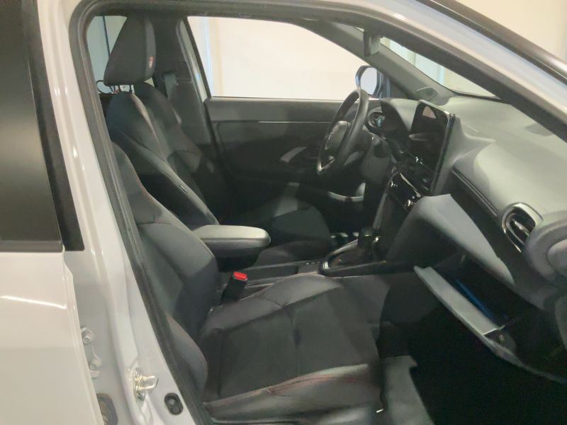 Toyota Yaris Cross 1.5 Hybrid GR Sport — zdjęcie 11