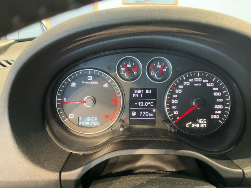Audi A3 2.0 TDI Ambition — zdjęcie 4