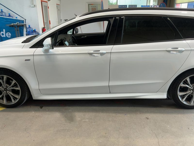 Ford Mondeo 2.0 EcoBoost ST-Line — zdjęcie 4