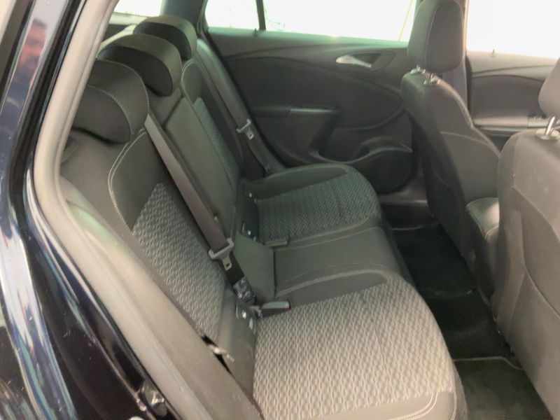 Opel Astra 1.6 CDTI 120 Jahre Start/Stop — zdjęcie 14