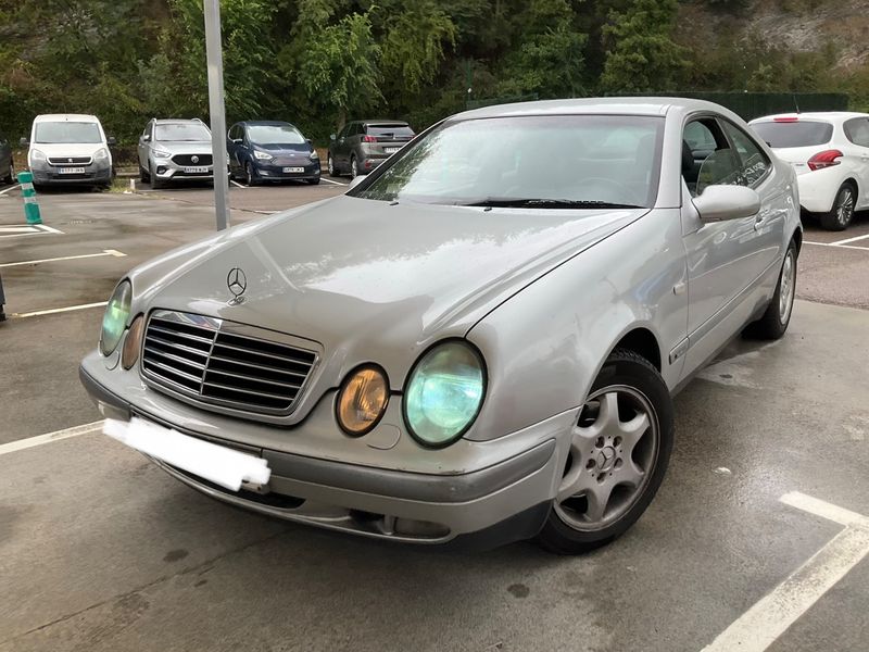Mercedes-Benz CLK-Klasse CLK 320 Sport
