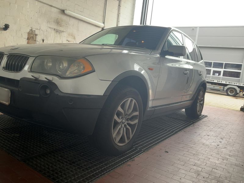 BMW X3 3.0d — zdjęcie 2